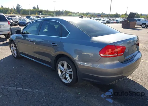 2014 Volkswagen Passat 2.0L Tdi Se from USA, damaged, VIN 1VWBN7A36EC057589